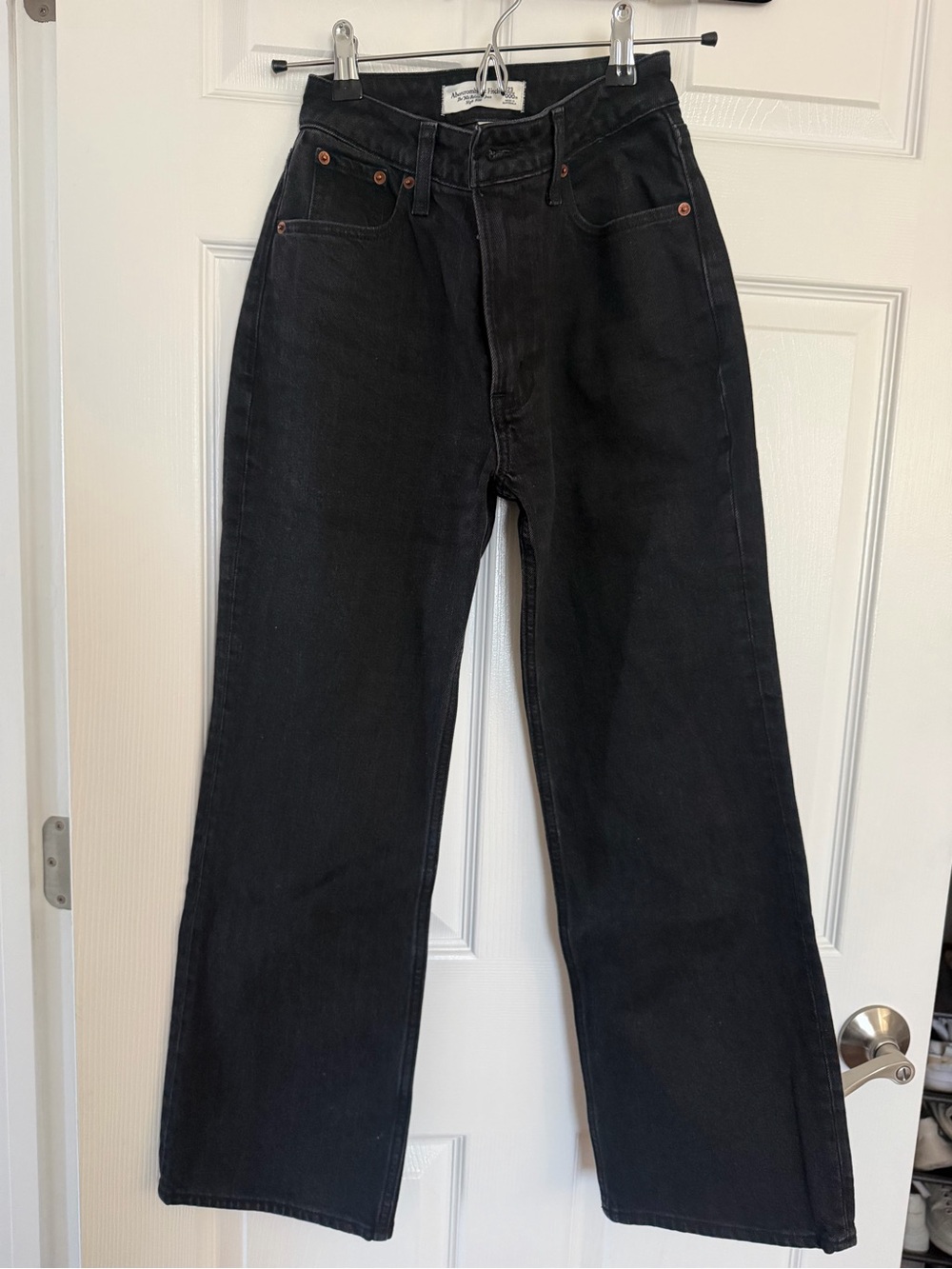 Abercrombie Curve Love High Rise 90s Relaxed Jeans